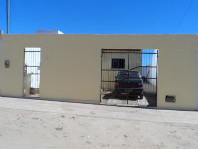 2382 - Casa, Residencial, 2 dormitório(s), 1 vaga(s) de garagem