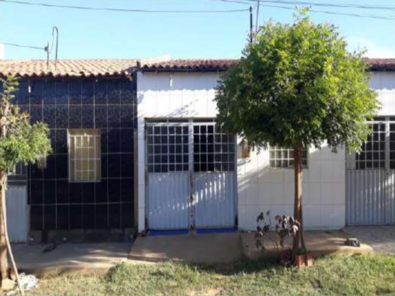 92903 - Casa, Residencial, 2 dormitório(s), 1 vaga(s) de garagem